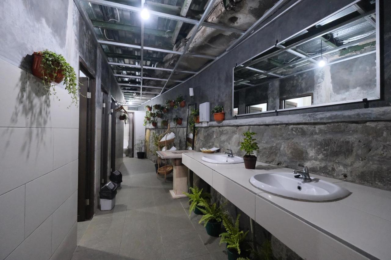 The Lodge Maribaya Cikareumbi Экстерьер фото