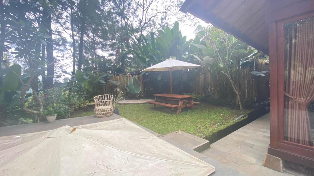 The Lodge Maribaya Cikareumbi Экстерьер фото