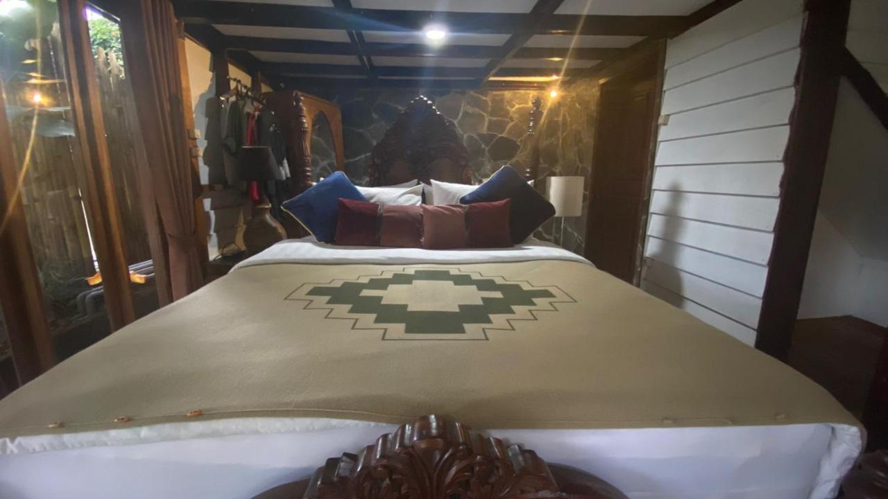 The Lodge Maribaya Cikareumbi Экстерьер фото