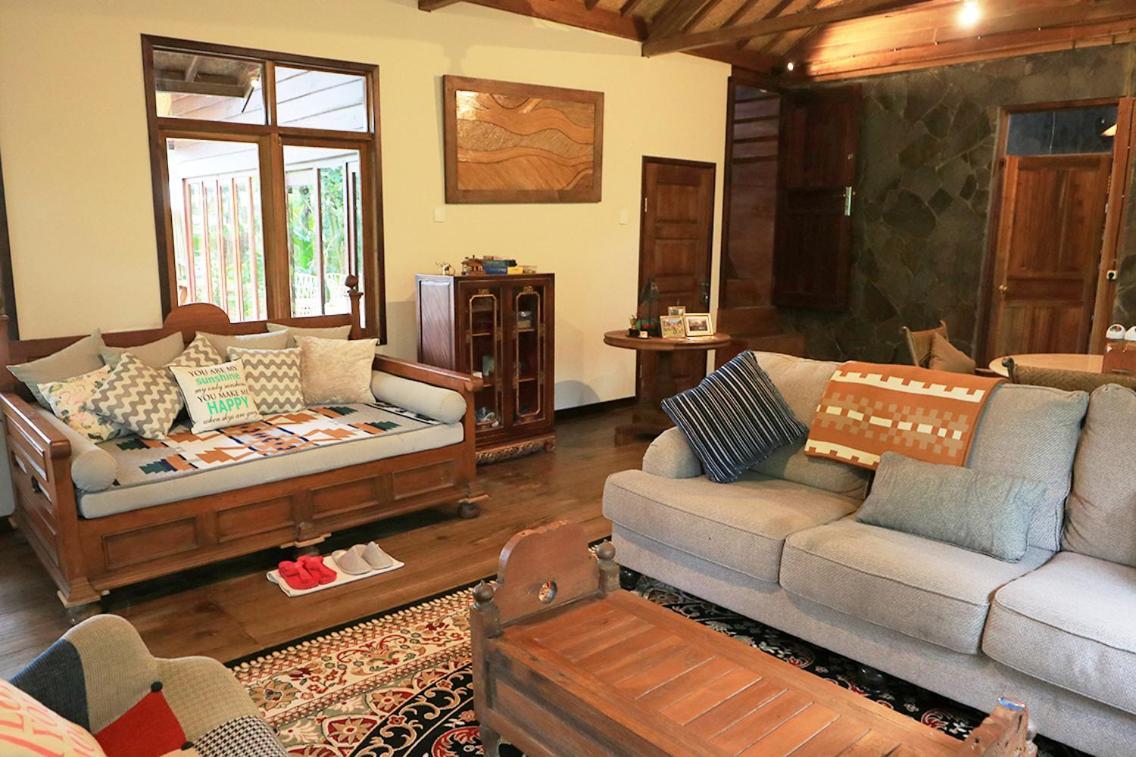 The Lodge Maribaya Cikareumbi Экстерьер фото